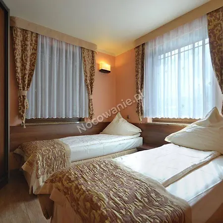 홈스테이 Zlota Rybka *